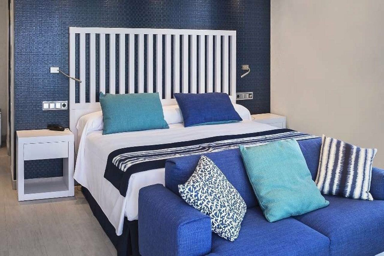 Catalonia Royal Ses Estaques-Adults Only Hotel Santa Eularia des Riu Eksteriør billede